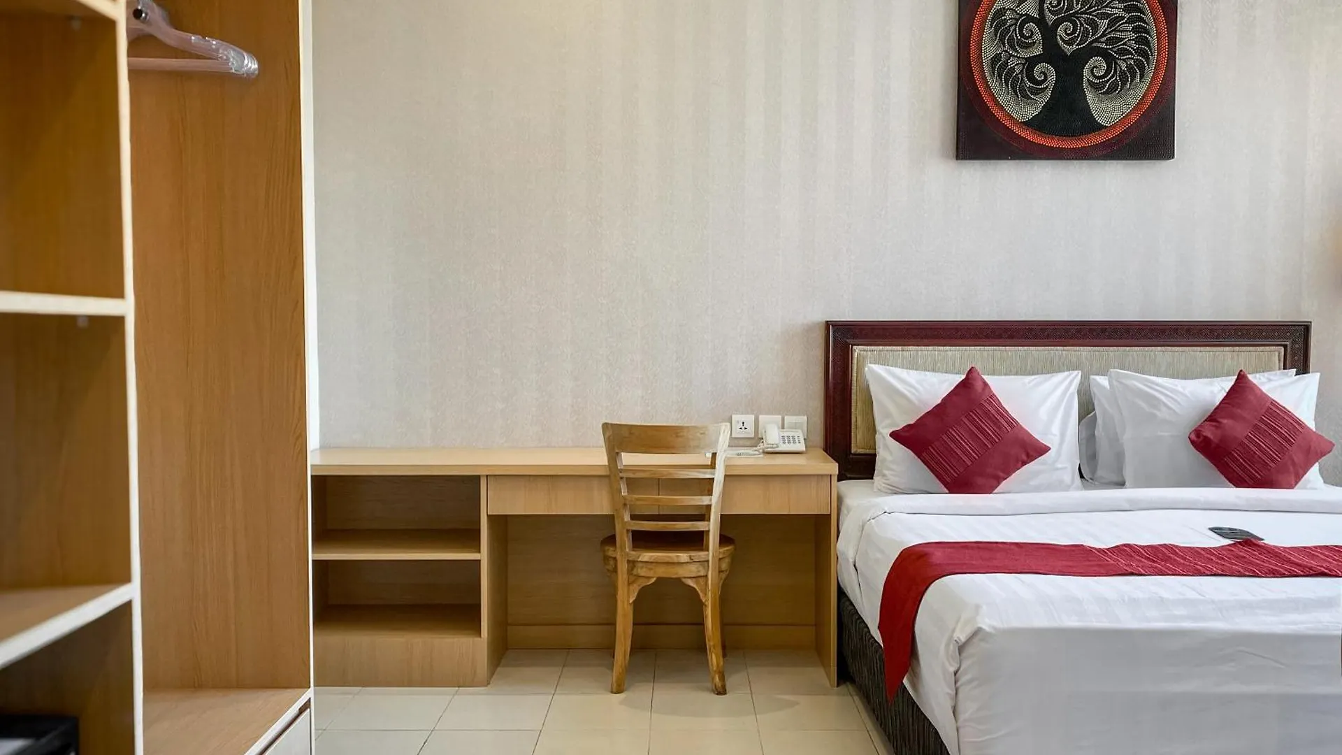 Svarna Suites Seminyak 3*, Seminyak (Bali)