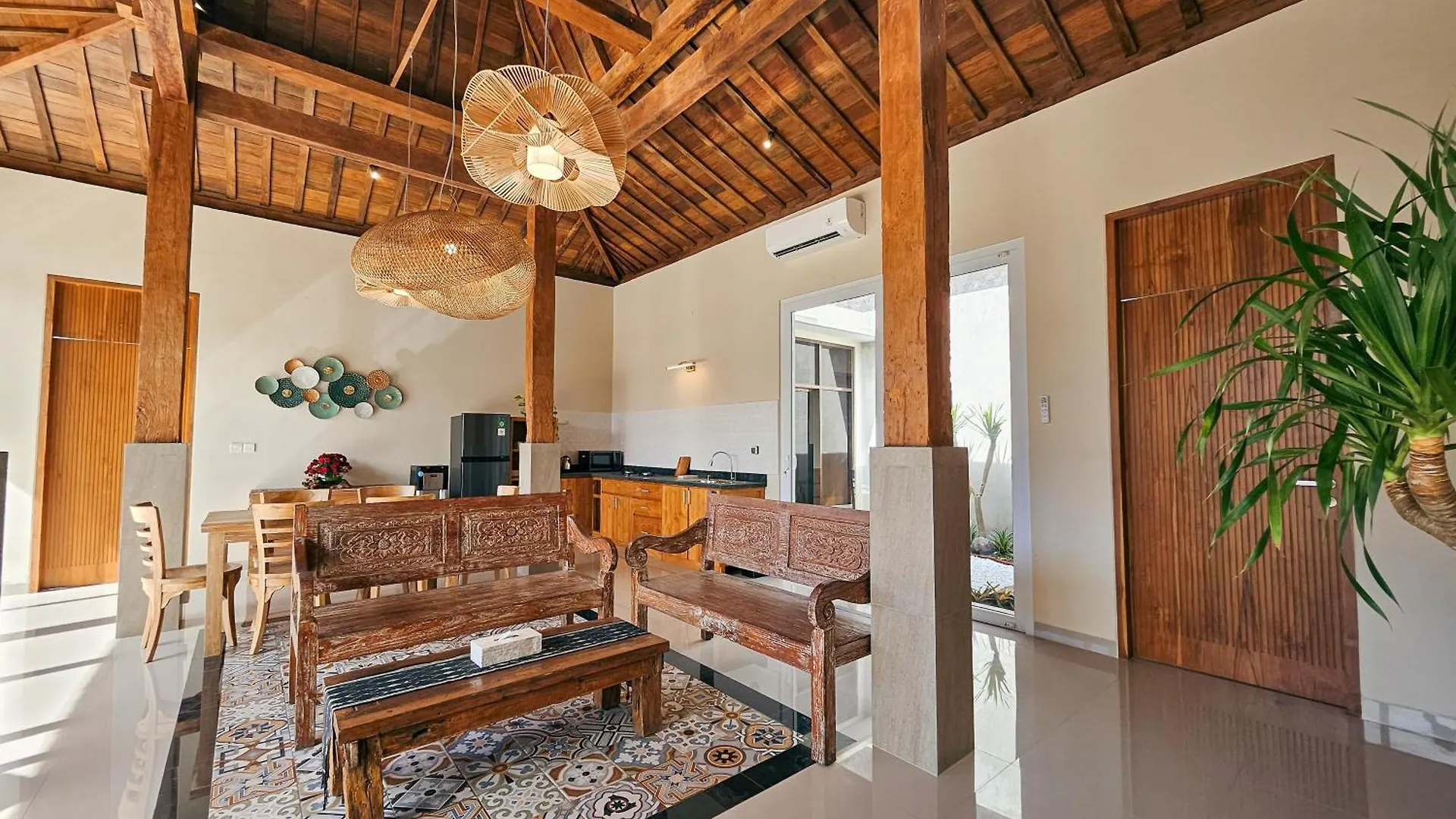 Hotel Svarna Suites Seminyak