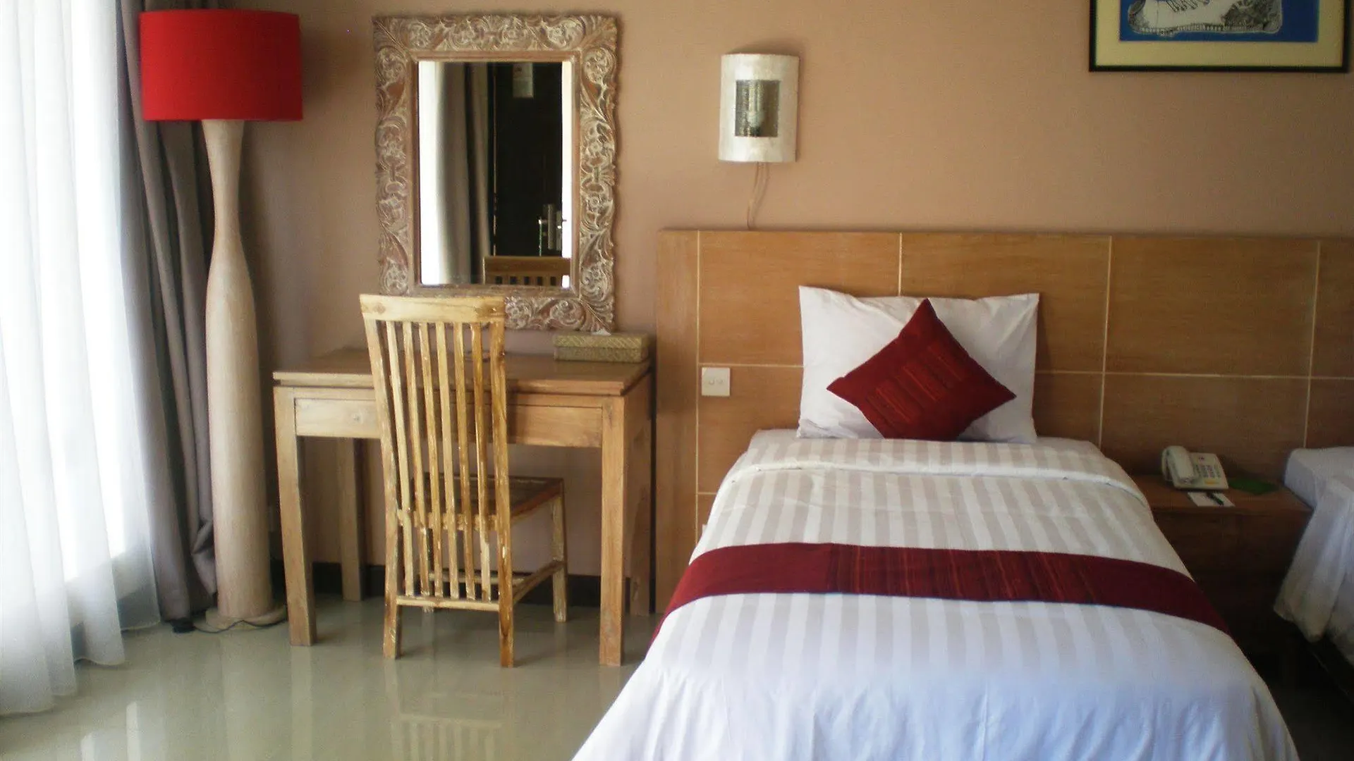 Svarna Suites Seminyak 3*, Seminyak (Bali)